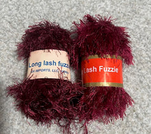 Load image into Gallery viewer, LONG LASH YARN (CH)